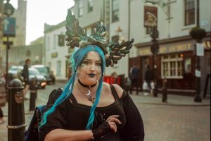 PoppyFrench_Dickens_ball_portraits_HB_small3076b54a6df3e9f40e8f0.jpg