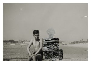 Clair_Robins_06_Beyond_the_Sea9173fe2d0e06b70b51f3.jpg