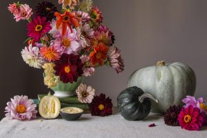 Emma-Harris-Dahlia-Crownbc3dd2b72e4fea3a24b1.jpg
